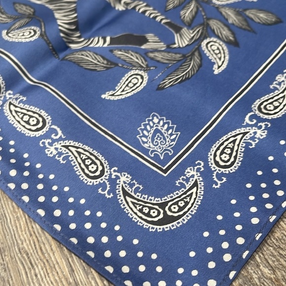 Inoui Editions Zack Zebra 100 % Silk Scarf Blue - Picture 12 of 13